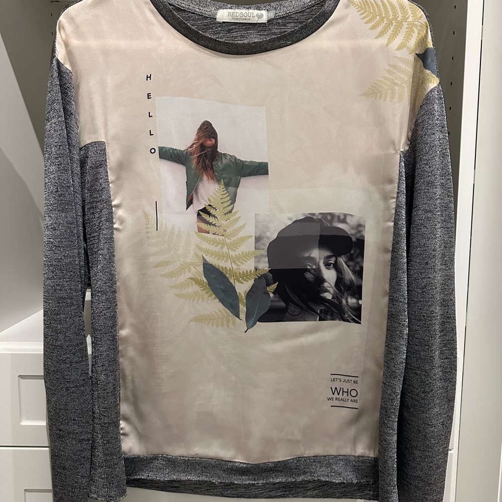 Redsoul Long-Sleeve Graphic Top – XS/S
